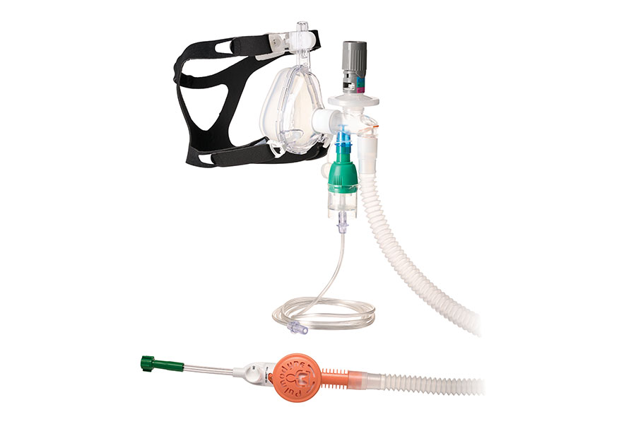Système O2-MAX™ Trio avec tuyau extensible, valve de PEEP réglable 5-SET™, nébuliseur et masque BiTrac ED, grand adulte